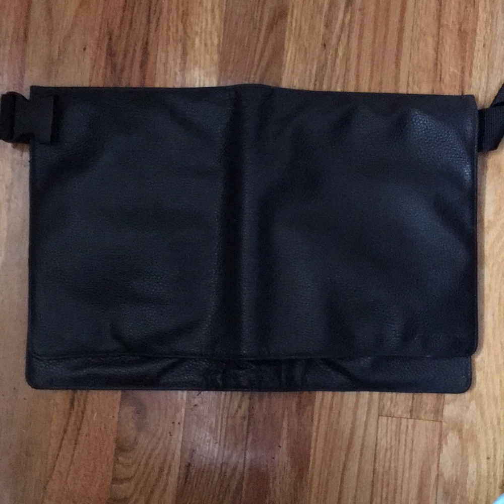 Makeup Artist Brush Case 100% Leather